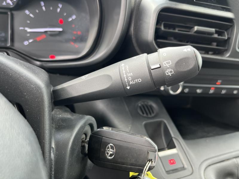Toyota ProAce City 1.2i Comfort UTILITAIRE - photo 9
