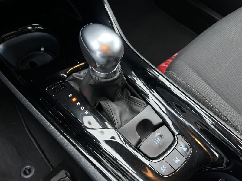 Toyota C-HR 1.8 HYBRID C-LUB BI -TONE - photo 8