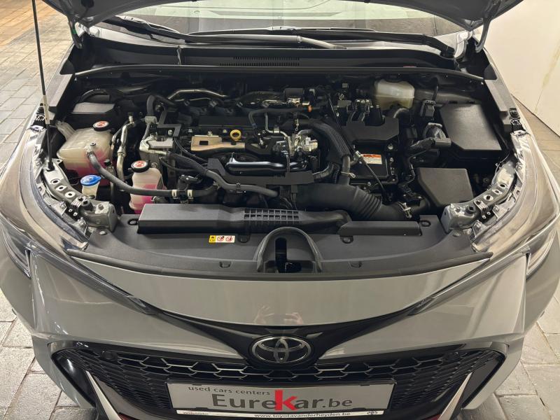 Toyota Corolla 2.0 Hybrid GR Sport - photo 17
