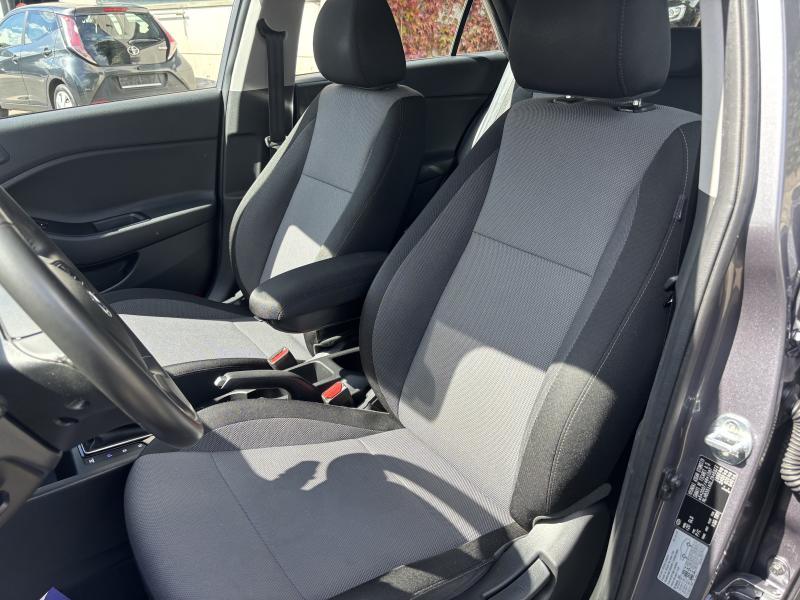Hyundai i20 1.2i GO BOITE AUTO - photo 17
