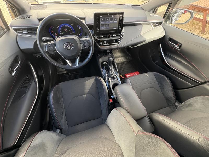 Toyota Corolla 1.8 Hybrid CVT - photo 18