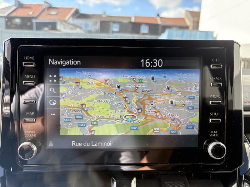 Toyota Corolla 1.8 Hybrid CVT - photo 10