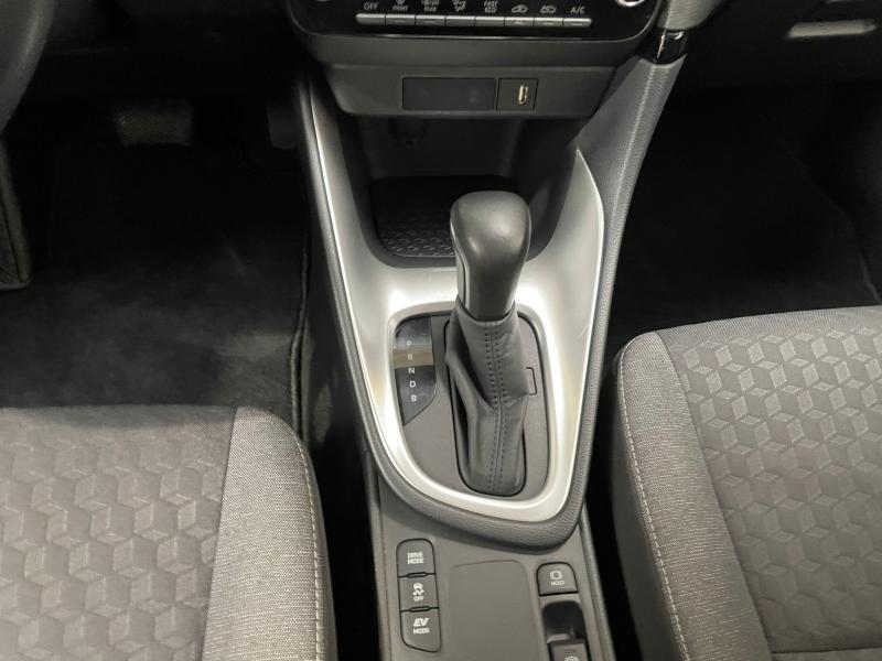 Toyota Yaris 1.5 Hybrid Dynamic - photo 8