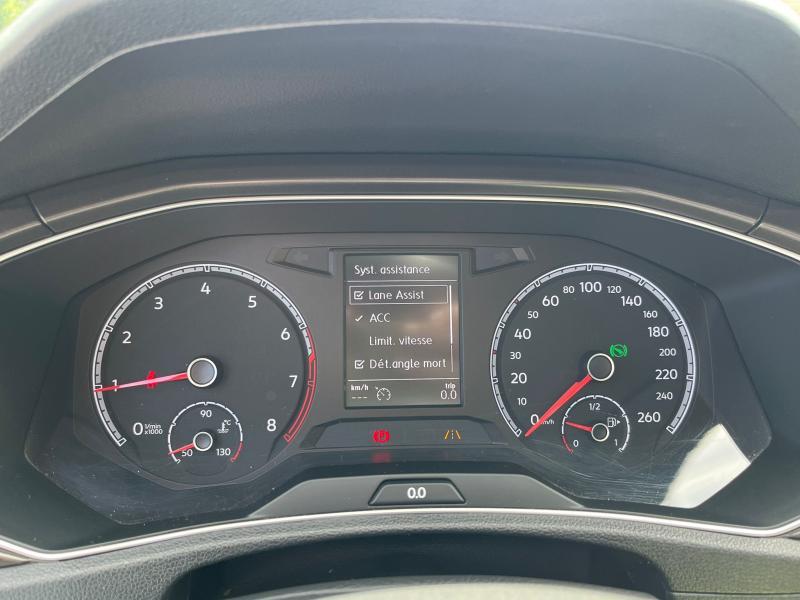 Volkswagen T-Roc 1.5 TSI DSG - photo 8