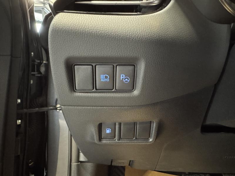 Toyota C-HR 1.8 Hybrid C-hic - photo 16