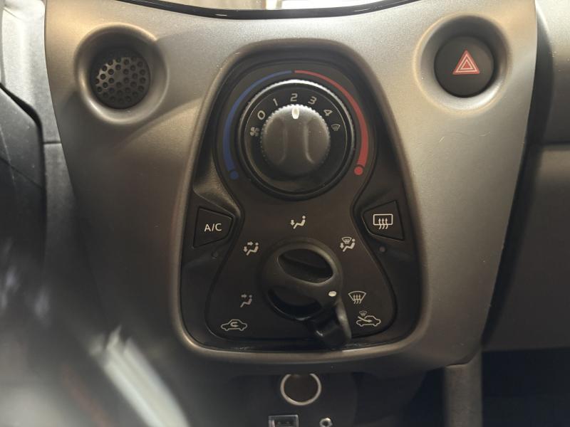 Toyota Aygo 1.0 VVT-i X-cite - photo 9