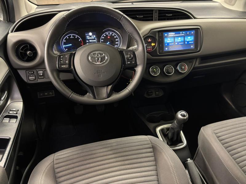 Toyota Yaris 1.0 VVT-i Connect - photo 9