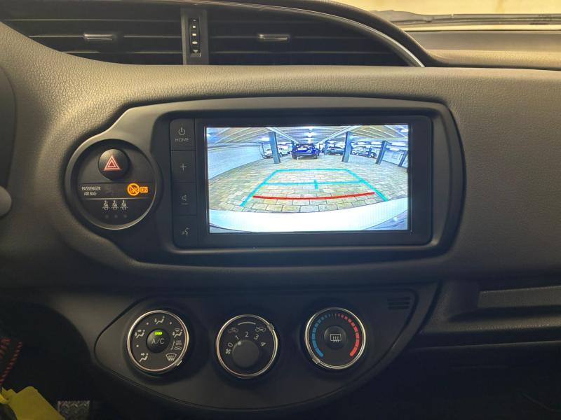 Toyota Yaris 1.0 VVT-i Connect - photo 12
