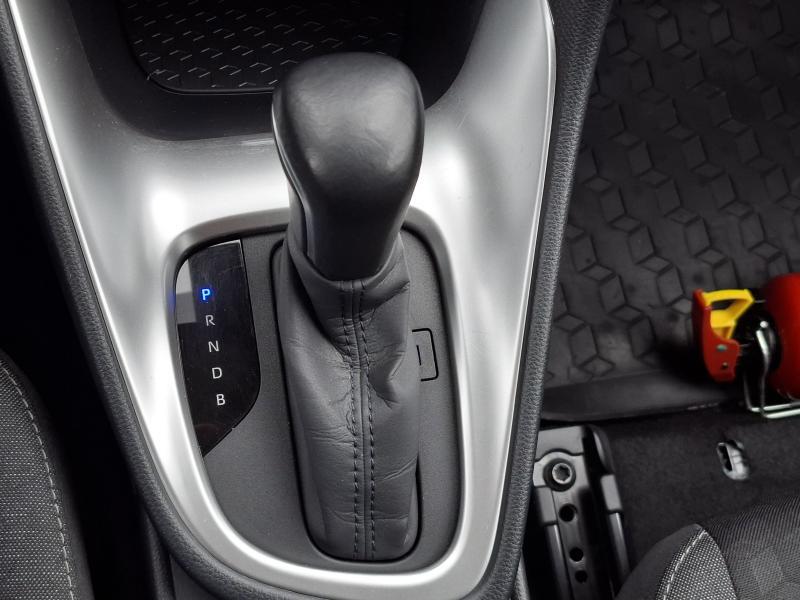 Toyota Yaris 1.5 Hybrid DYNAMIC - photo 9