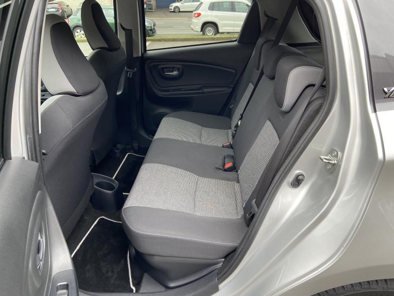 Toyota Yaris 1.5 Hybrid Lounge CVT - photo 20