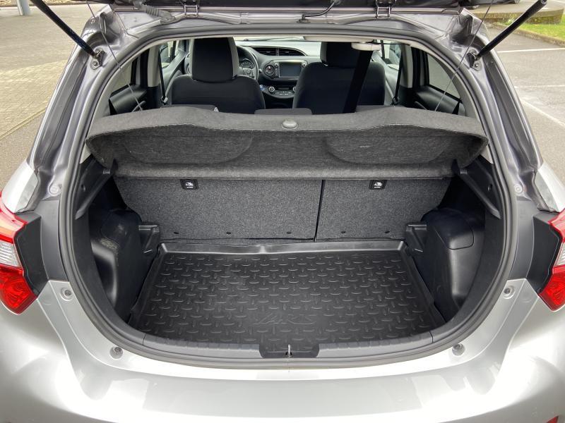 Toyota Yaris 1.5 Hybrid Lounge CVT - photo 21