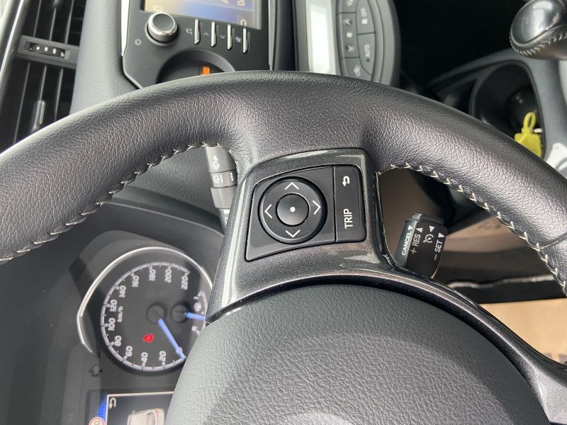 Toyota Yaris 1.5 Hybrid Lounge CVT - photo 16