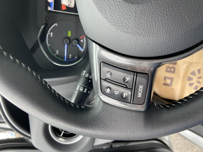 Toyota Yaris 1.5 Hybrid Lounge CVT - photo 15