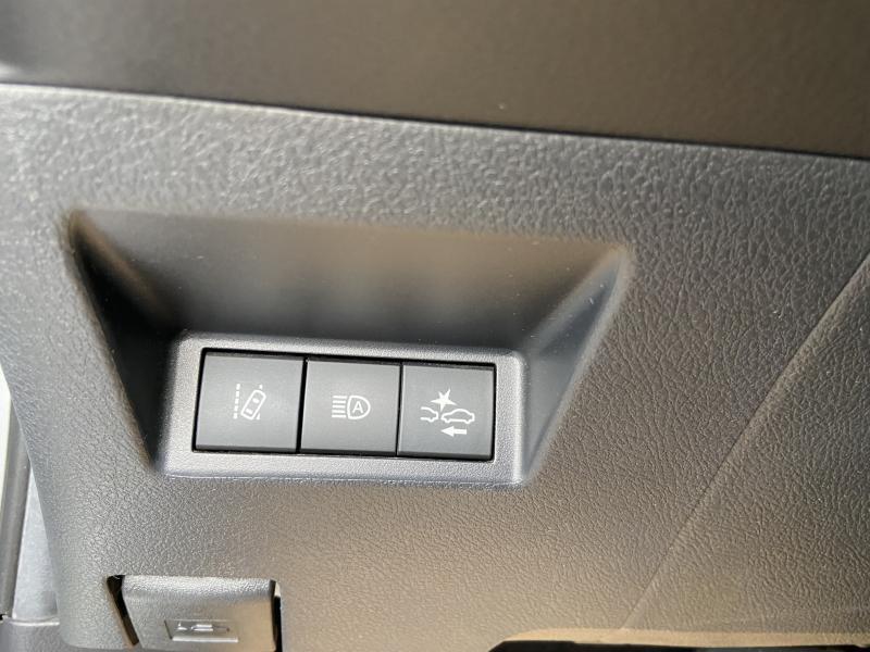 Toyota Yaris 1.5 Hybrid Lounge CVT - photo 17