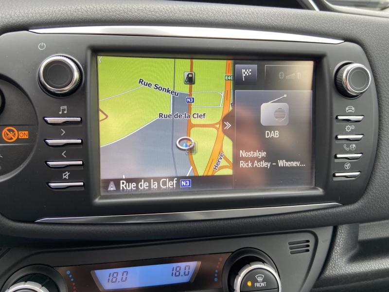 Toyota Yaris 1.5 Hybrid Lounge CVT - photo 8