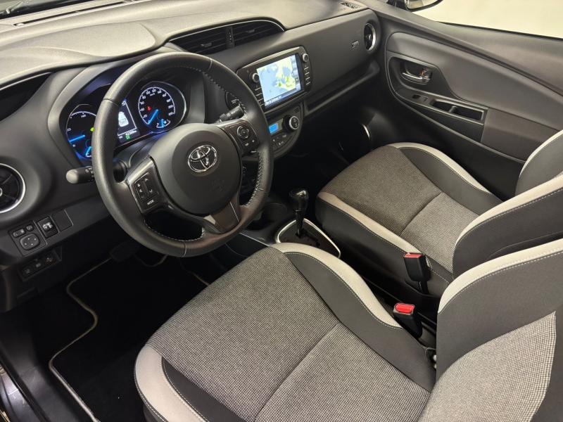 Toyota Yaris 1.5 HYBRID - photo 6