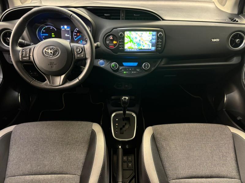 Toyota Yaris 1.5 HYBRID - photo 8