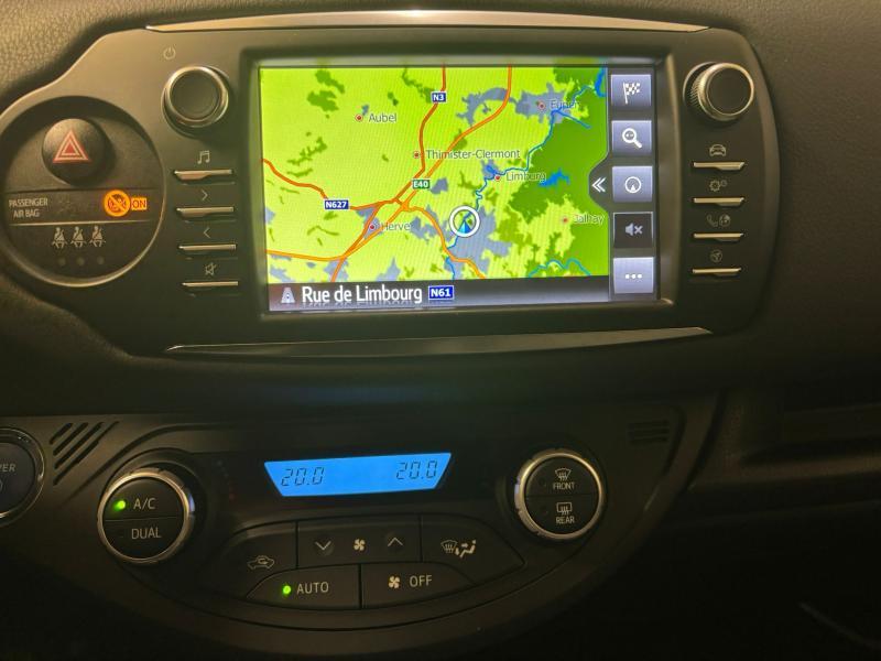 Toyota Yaris 1.5 HYBRID - photo 13