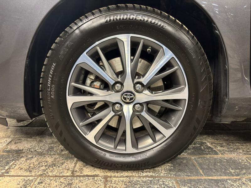 Toyota Yaris 1.5 HYBRID - photo 18