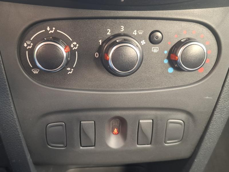 Dacia Sandero 1.0 SCe - photo 9