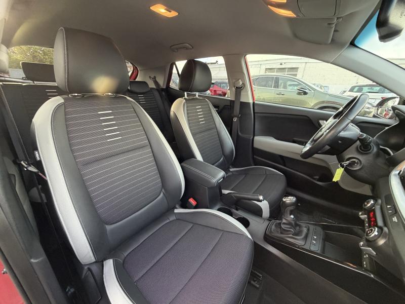 Kia Stonic 1.0i Black Edition - photo 18