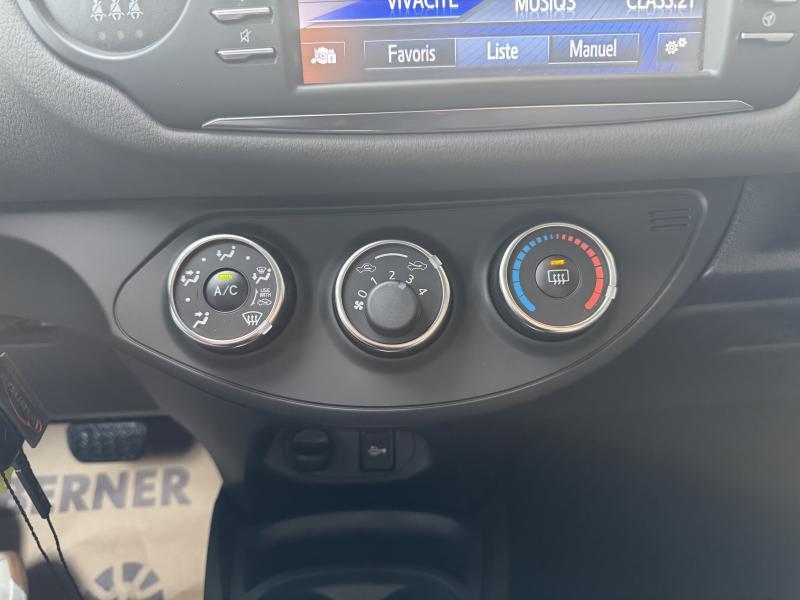 Toyota Yaris 1.5 VVT-i BOITE AUTO - photo 13