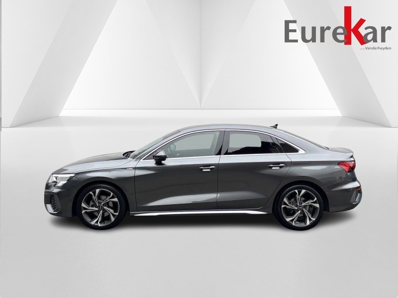 Audi A3 1.5 TFSI STRONIC S-LINE - photo 4