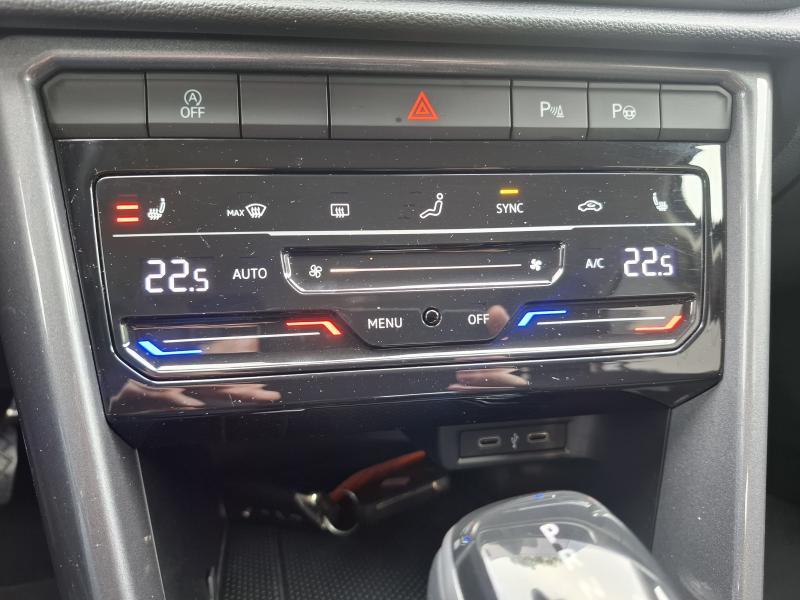 Volkswagen T-Roc 1.5 TSI STYLE DSG - photo 14