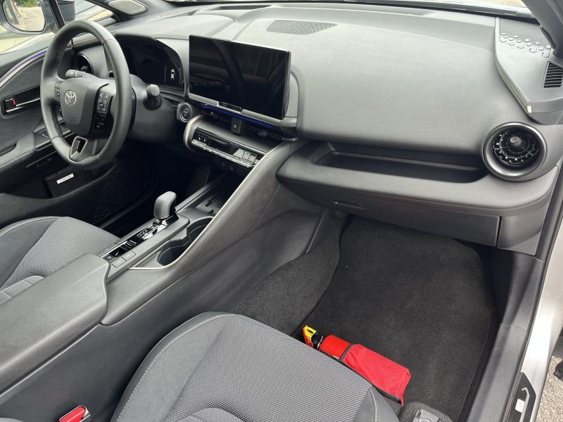 Toyota C-HR 1.8 HSD - photo 16