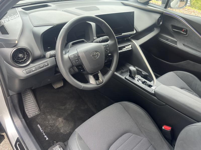 Toyota C-HR 1.8 HSD - photo 14