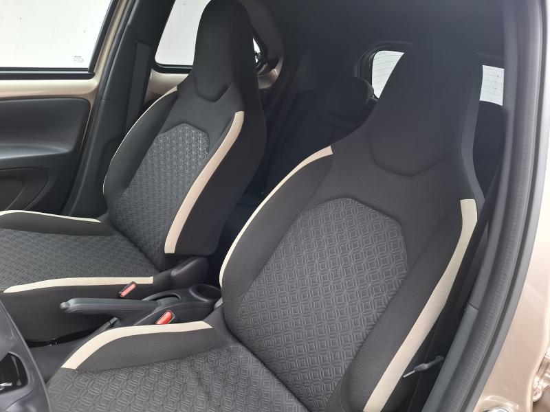 Toyota Aygo X 1.0 VVT-I PULSE - photo 13