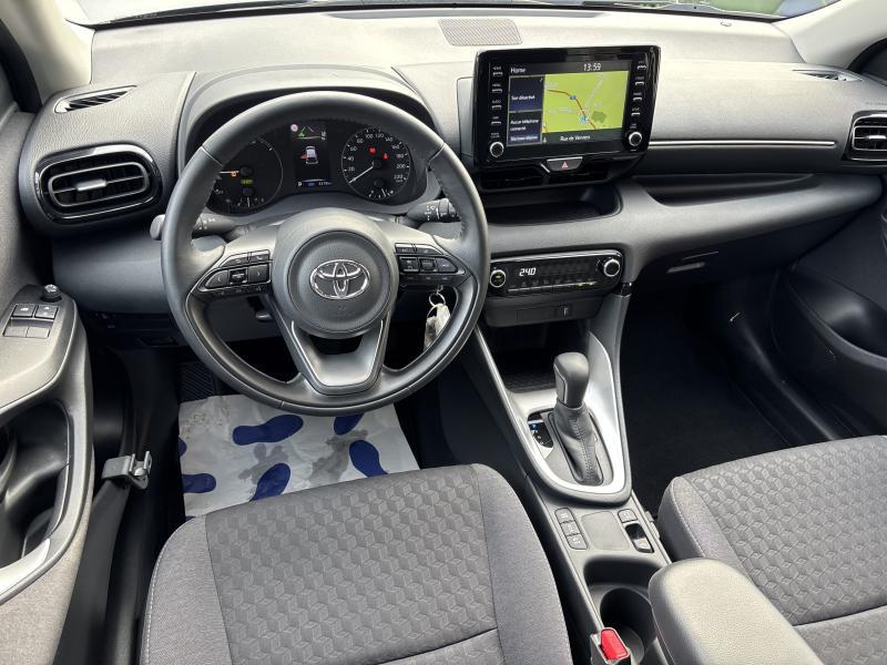 Toyota Yaris 1.5 HYBRID DYNAMIC - photo 17