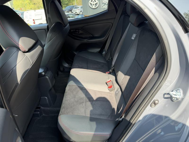 Toyota Yaris 1.5 HEV 130 GR-SPORT - photo 15