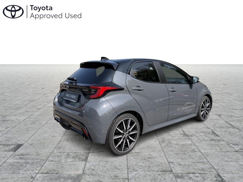 Toyota Yaris 1.5 HEV 130 GR-SPORT - photo 5