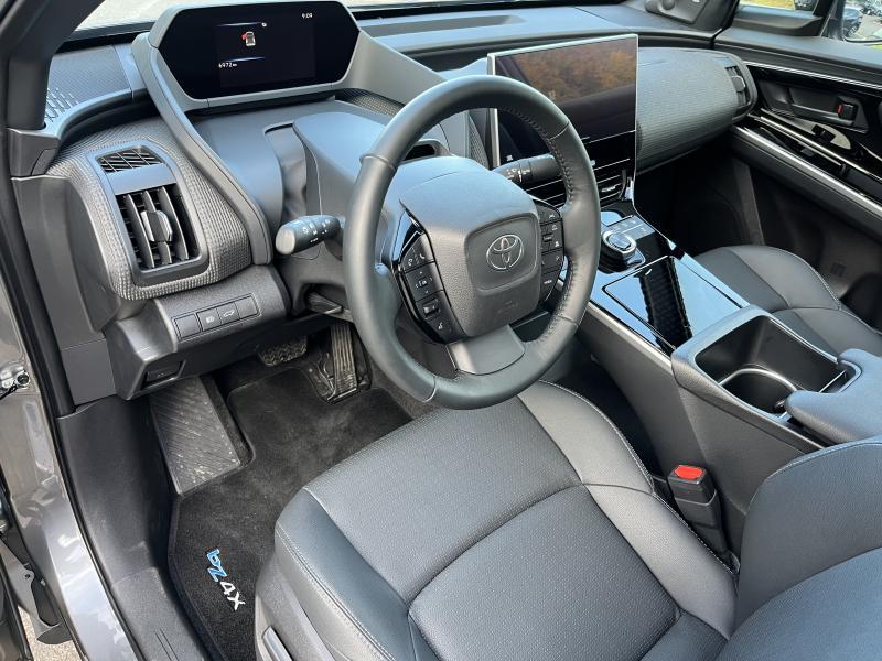 Toyota bZ4X BEV - photo 13