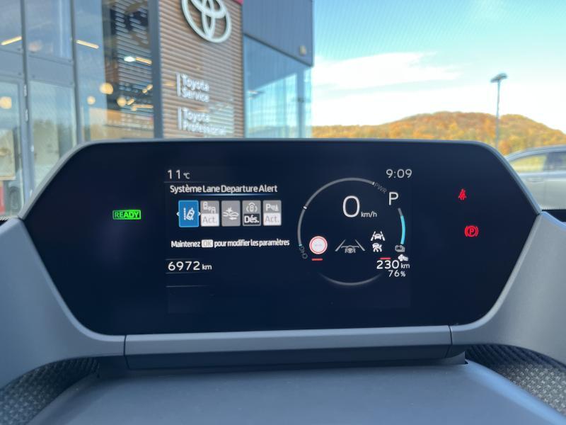 Toyota bZ4X BEV - photo 7