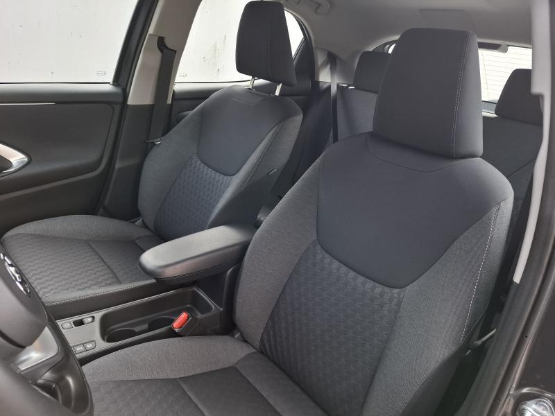 Toyota Yaris 1.5 HYBRID DYNAMIC - photo 13
