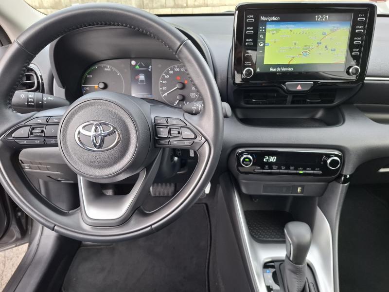 Toyota Yaris 1.5 HYBRID DYNAMIC - photo 6