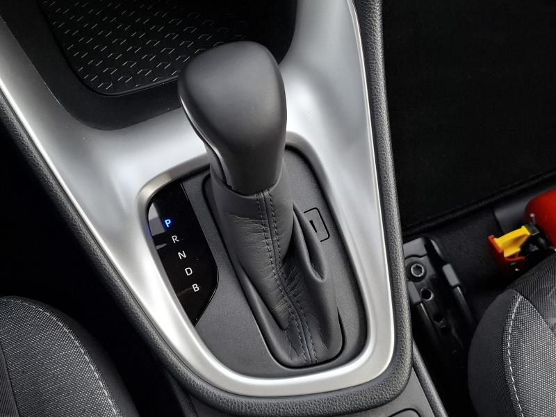 Toyota Yaris 1.5 HYBRID DYNAMIC - photo 8