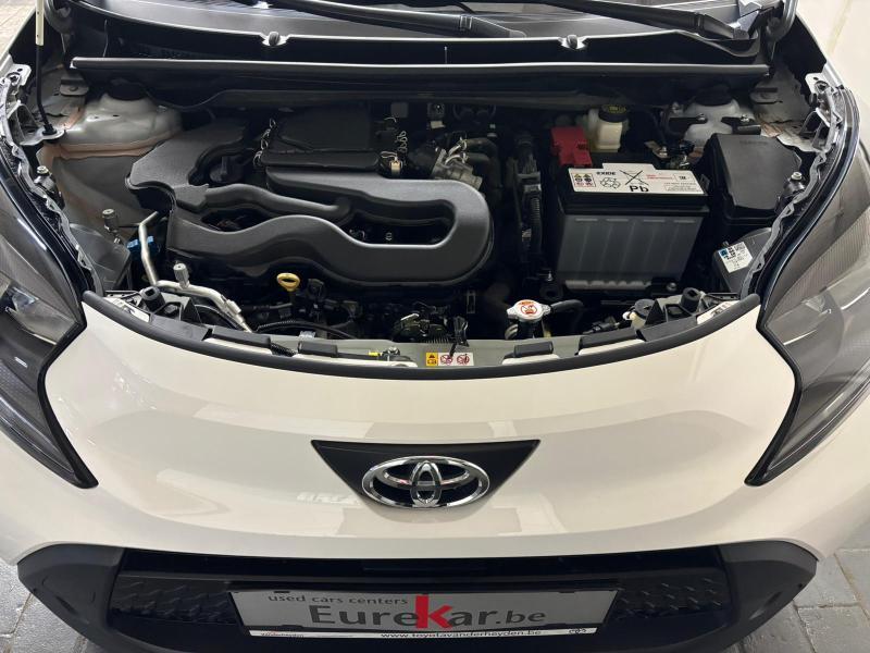 Toyota Aygo X 1.0 vvt-i x play - photo 16