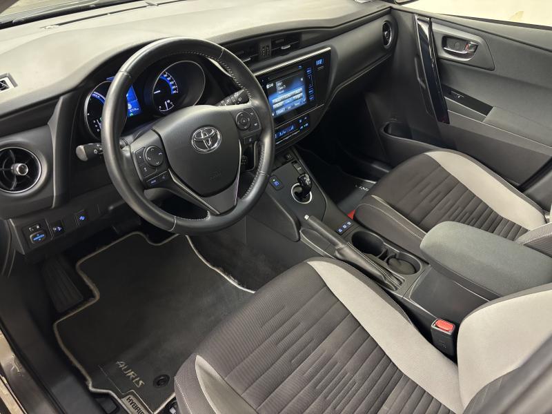 Toyota Auris 1.8 HYBRID COMFORT - photo 6