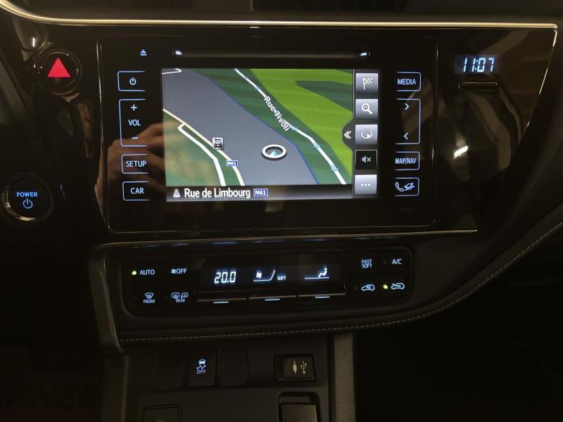 Toyota Auris 1.8 HYBRID COMFORT - photo 14