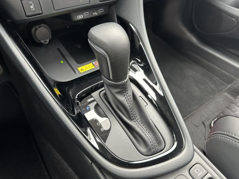 Toyota Yaris 1.5 HEV 130 - photo 8