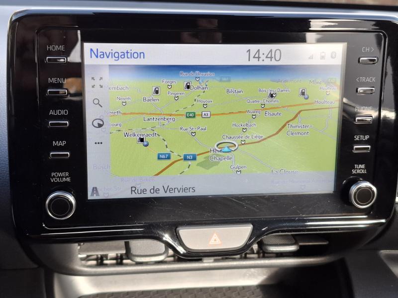 Toyota Yaris 1.5 HYBRID DYNAMIC CVT - photo 10