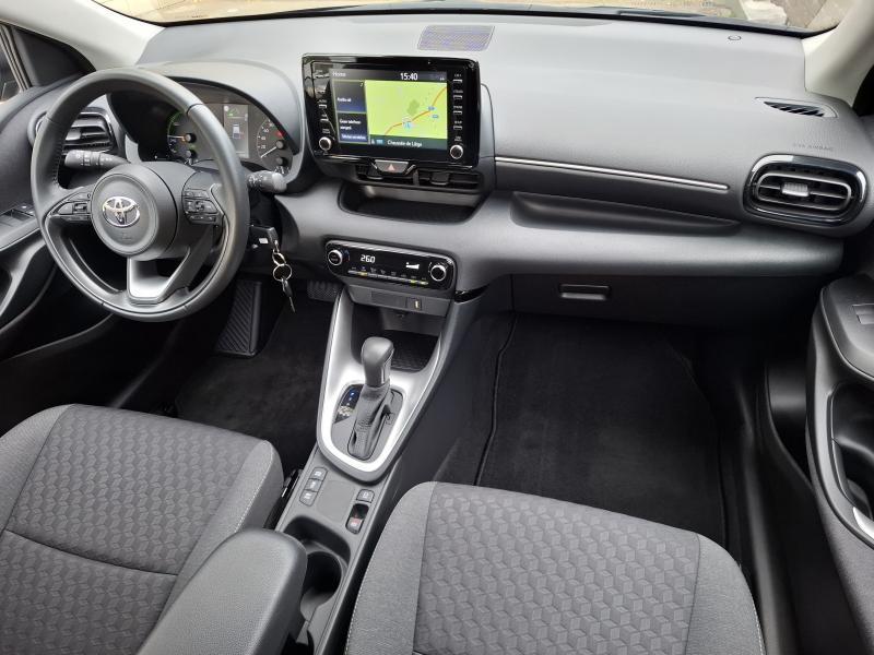 Toyota Yaris 1.5 HYBRID DYNAMIC CVT - photo 14