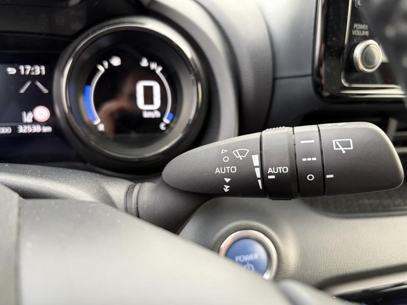 Toyota Yaris 1.5 Hybrid Style - photo 12