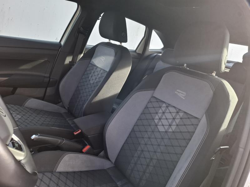 Volkswagen Taigo 1.5 TSI R-LINE DSG - photo 14