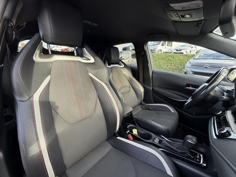 Toyota Corolla 1.8 Hybrid GR Sport - photo 17