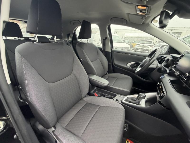 Toyota Yaris 1.5 Hybrid - photo 13