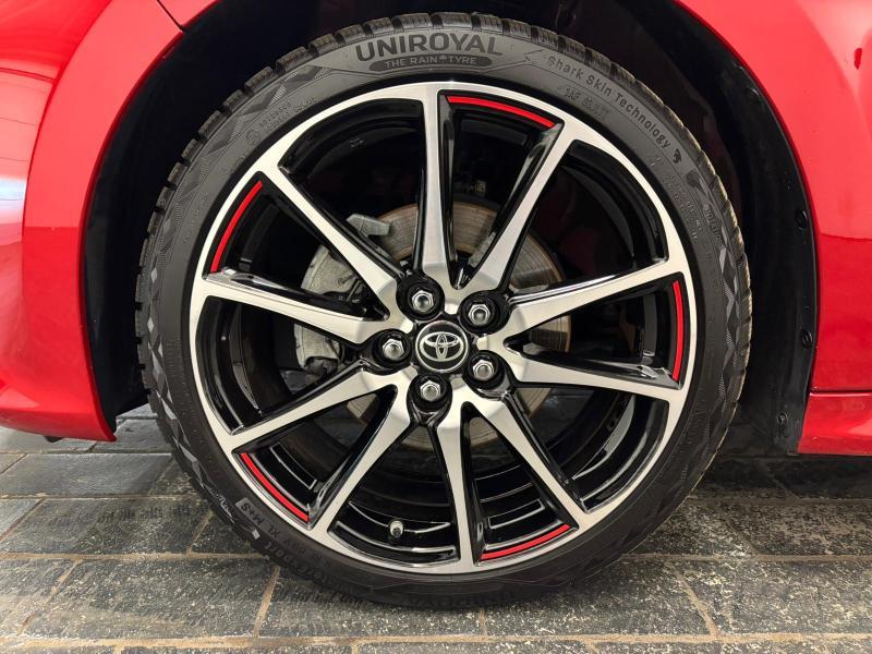 Toyota Yaris 1.5 Hybrid e-CVT GR Sport - photo 21